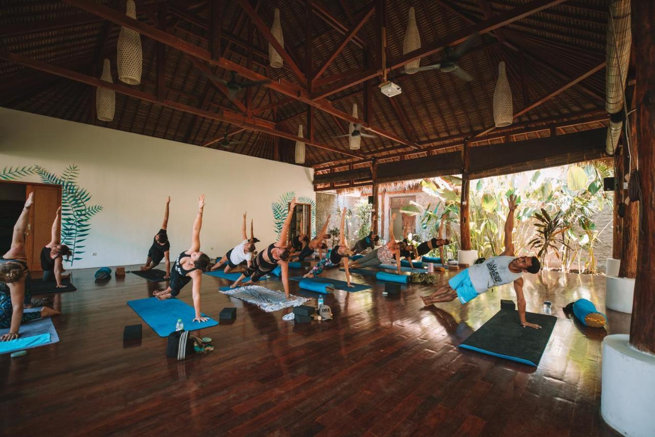 ホテル Mana Eco Retreat Kuta  エクステリア 写真