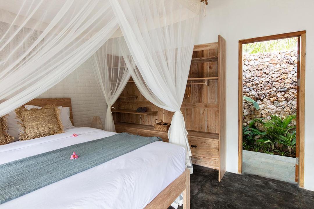 ホテル Mana Eco Retreat Kuta  エクステリア 写真