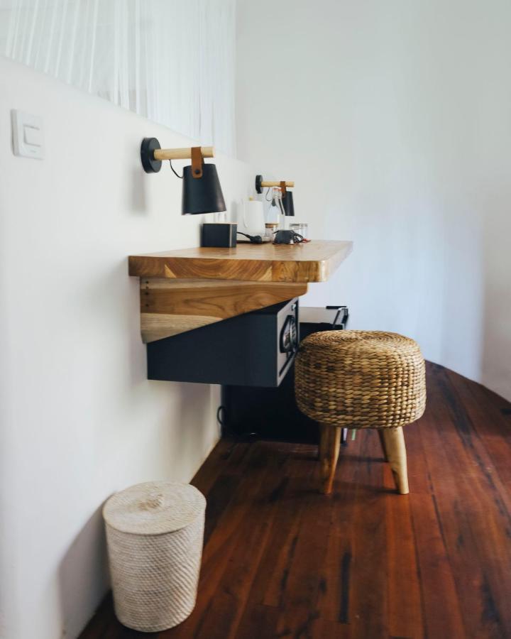 ホテル Mana Eco Retreat Kuta  エクステリア 写真