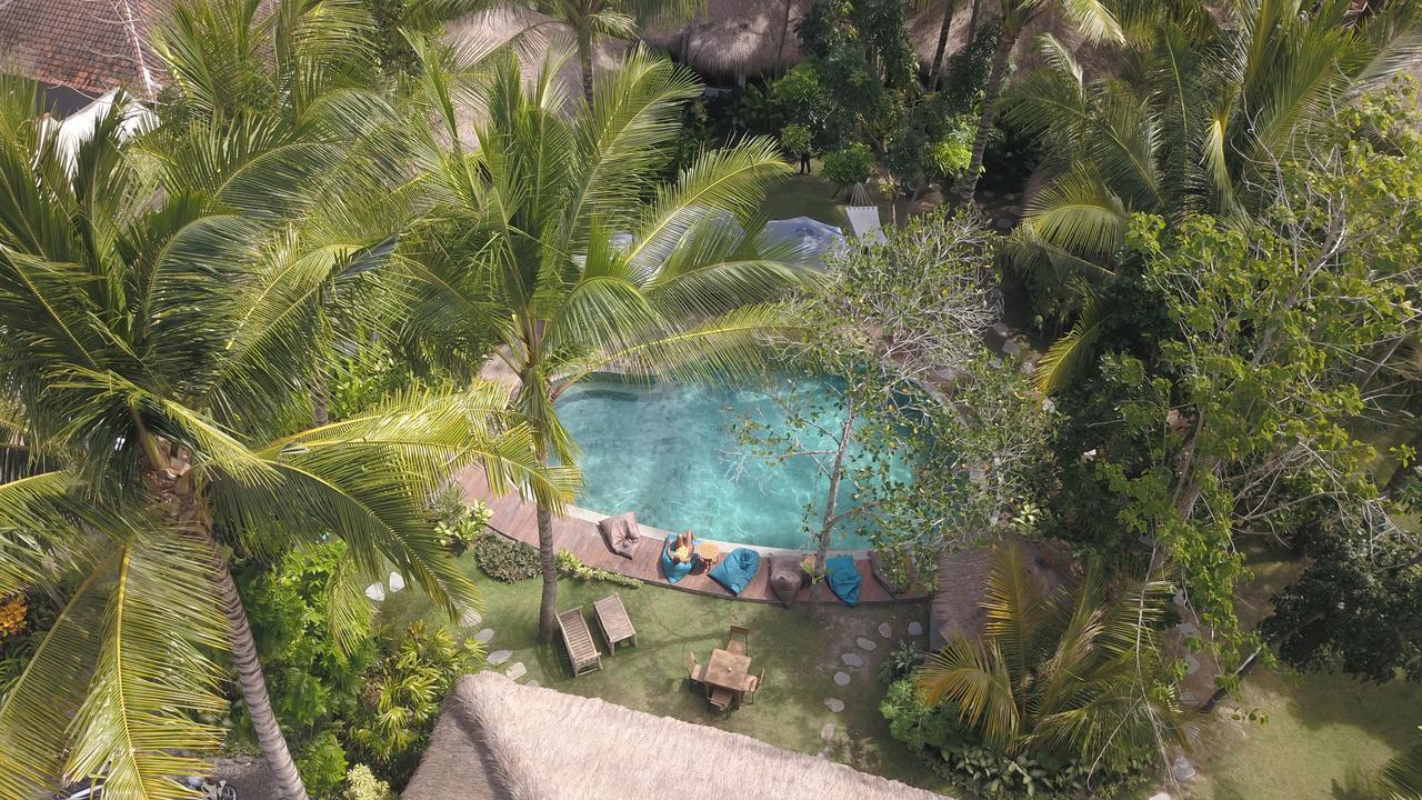 ホテル Mana Eco Retreat Kuta  エクステリア 写真