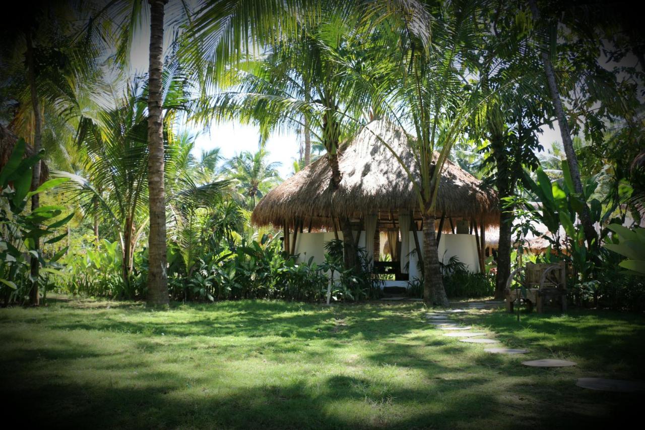 ホテル Mana Eco Retreat Kuta  エクステリア 写真